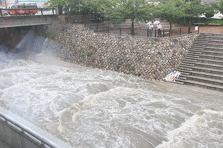 クリックで大きな写真を表示